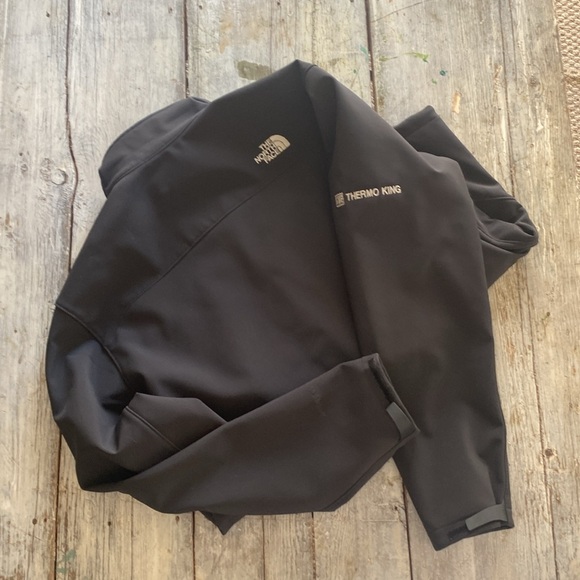 The Northface men’s extra large jacket, Thermoking. Black. - Picture 2 of 5